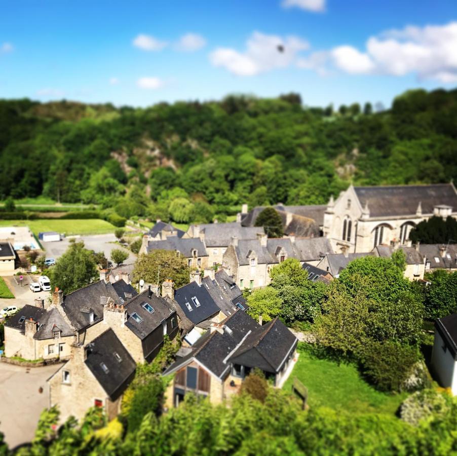 Bed and Breakfast Léhontine Dinan Esterno foto